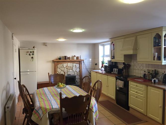 Rose Cottage, Edmonstown, Ballaghaderreen, Roscommon