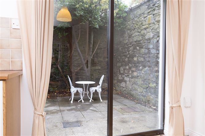 1 COLLEGE MEWS, 182 Clonliffe Road, Drumcondra, Dublin 9