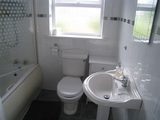 45 Beachwood , Granard, Longford