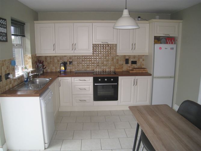 45 Beachwood , Granard, Longford