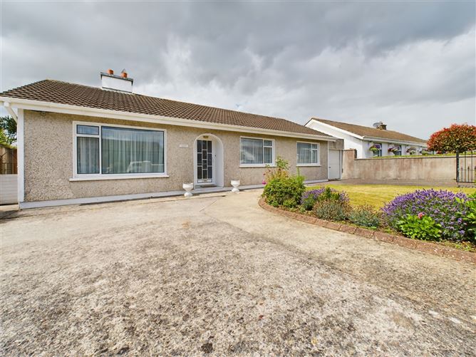 Louisa, 4 Avoca Drive, Avondale, Waterford