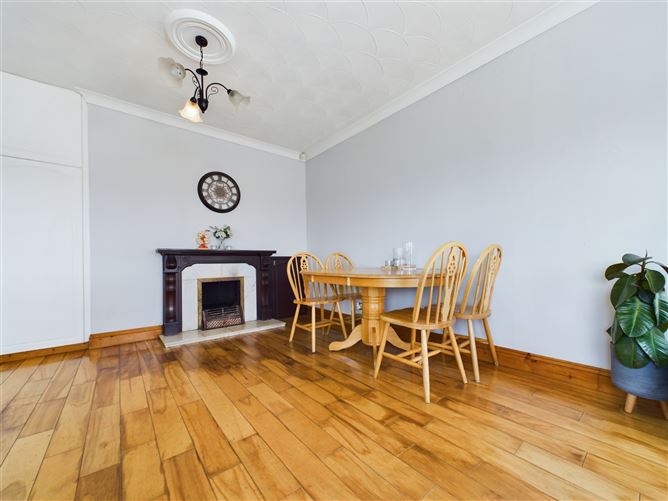 Louisa, 4 Avoca Drive, Avondale, Waterford