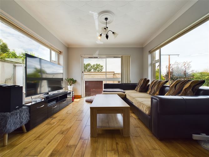Louisa, 4 Avoca Drive, Avondale, Waterford