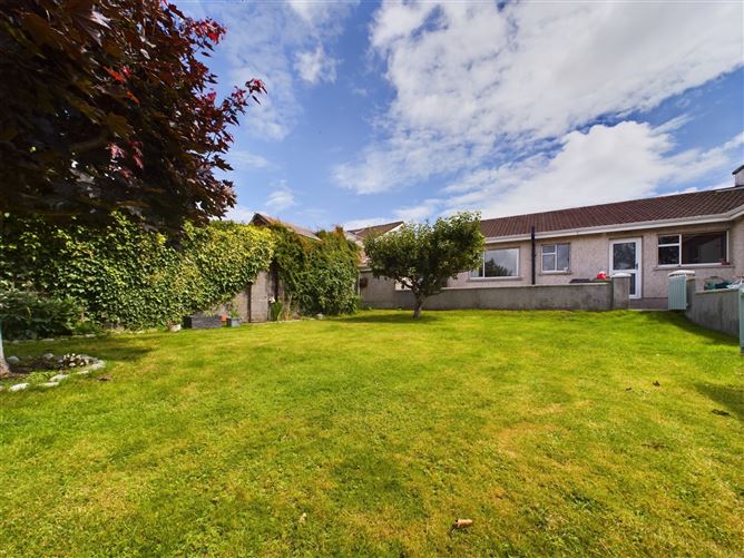 Louisa, 4 Avoca Drive, Avondale, Waterford