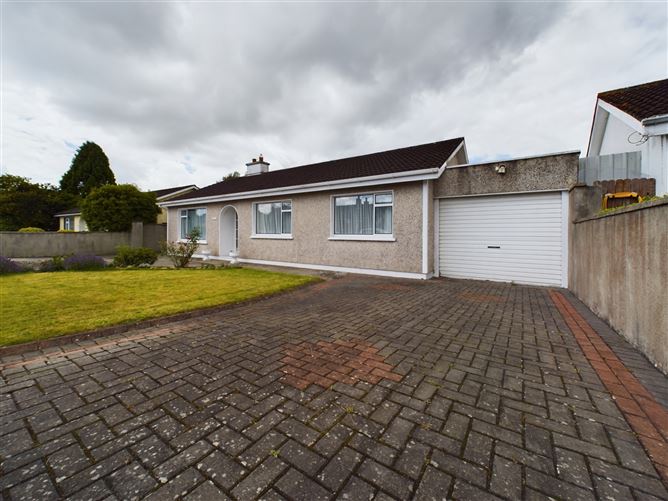 Louisa, 4 Avoca Drive, Avondale, Waterford