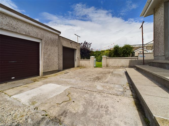 Louisa, 4 Avoca Drive, Avondale, Waterford