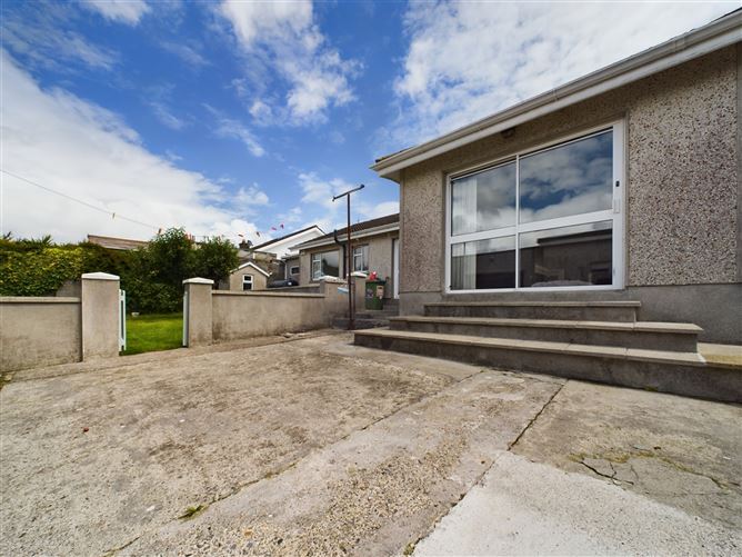 Louisa, 4 Avoca Drive, Avondale, Waterford
