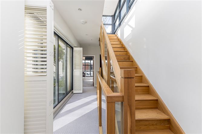 Elevation, Pembroke Place, Ballsbridge, Dublin 4
