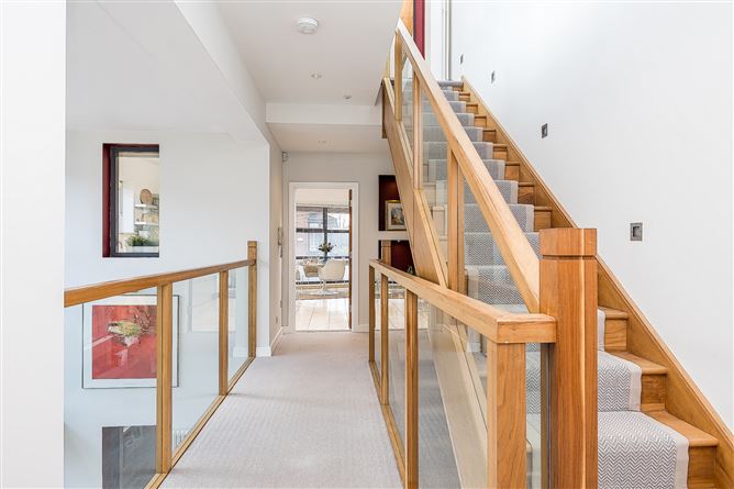 Elevation, Pembroke Place, Ballsbridge, Dublin 4