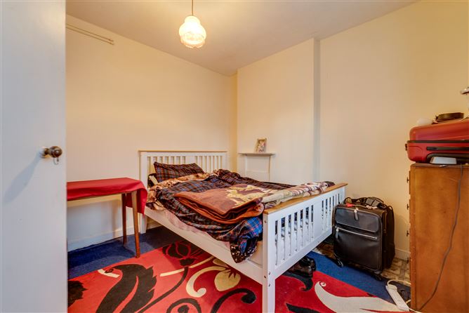 6 Robinhood Road, Clondalkin,   Dublin 22