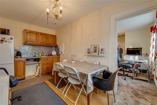 6 Robinhood Road, Clondalkin,   Dublin 22