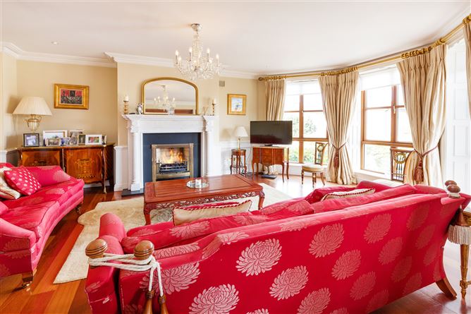 https://photos-a.propertyimages.ie/media/7/6/7/4938767/5e355732-09c7-4619-a583-a434a364e13a_l.jpg