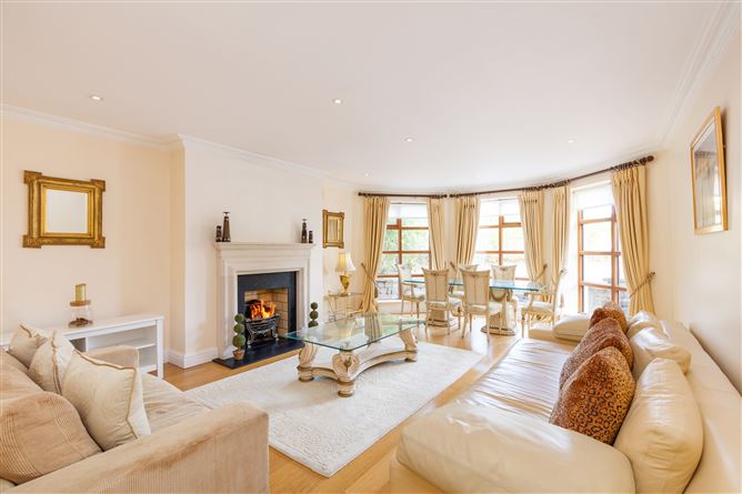 https://photos-a.propertyimages.ie/media/7/6/7/4938767/5e355732-09c7-4619-a583-a434a364e13a_l.jpg