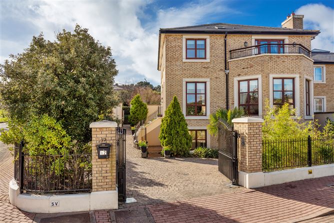 https://photos-a.propertyimages.ie/media/7/6/7/4938767/5e355732-09c7-4619-a583-a434a364e13a_l.jpg