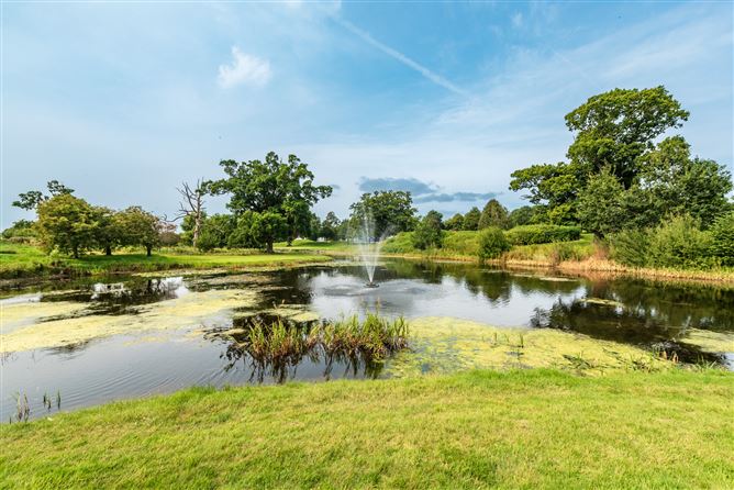 https://photos-a.propertyimages.ie/media/7/6/7/4951767/aae0bf96-e8a3-4a59-93d2-dd5d2d5fa941_l.jpg