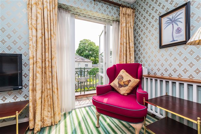 https://photos-a.propertyimages.ie/media/7/6/7/4951767/aae0bf96-e8a3-4a59-93d2-dd5d2d5fa941_l.jpg