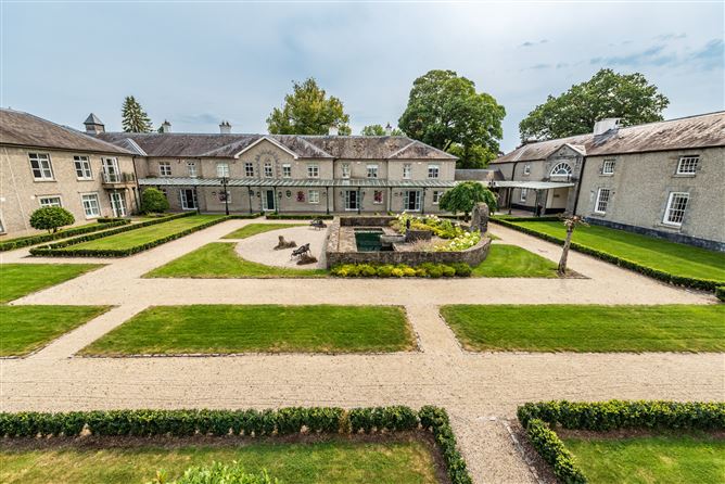 https://photos-a.propertyimages.ie/media/7/6/7/4951767/aae0bf96-e8a3-4a59-93d2-dd5d2d5fa941_l.jpg