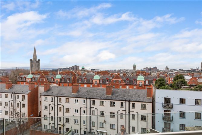 Penthouse, 76 Castle Way, Golden Lane, Dublin 8