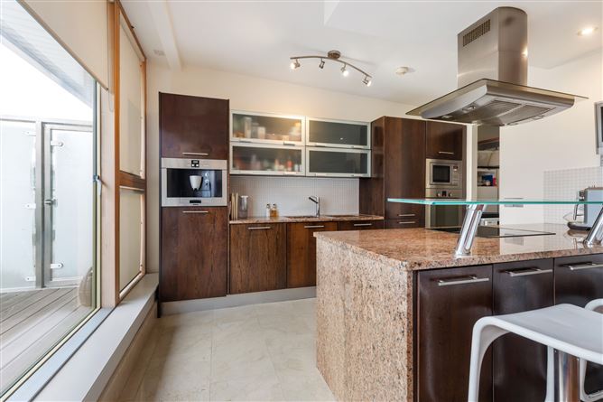 Penthouse, 76 Castle Way, Golden Lane, Dublin 8