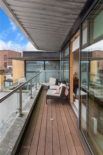 Penthouse, 76 Castle Way, Golden Lane, Dublin 8