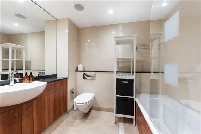 Penthouse, 76 Castle Way, Golden Lane, Dublin 8