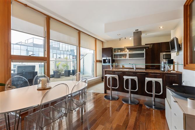 Penthouse, 76 Castle Way, Golden Lane, Dublin 8