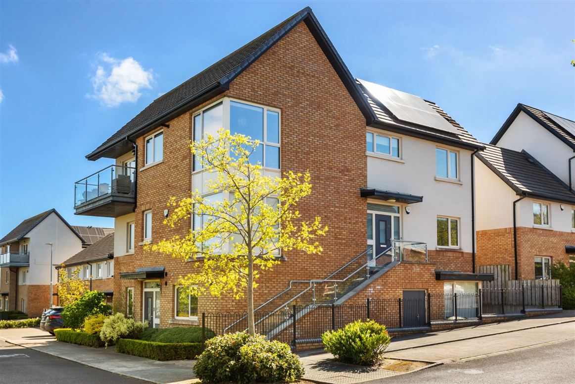 13 Abbots Grove Avenue, Knocklyon, Dublin 16