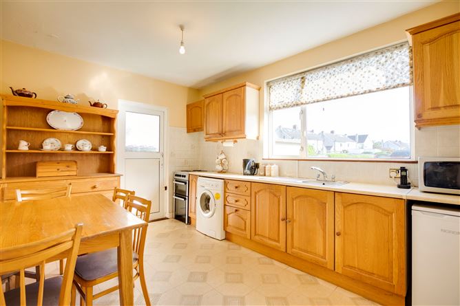 24 Woodlands Road, Cabinteely, Dublin 18