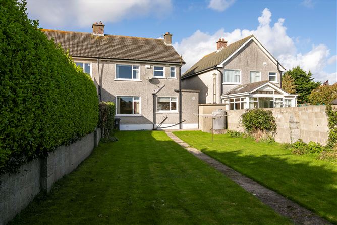 24 Woodlands Road, Cabinteely, Dublin 18