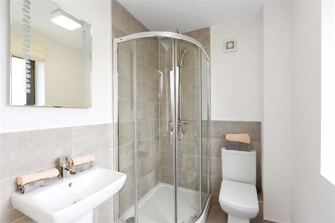 1 Palmville Close, Esker Lane, Lucan, Dublin