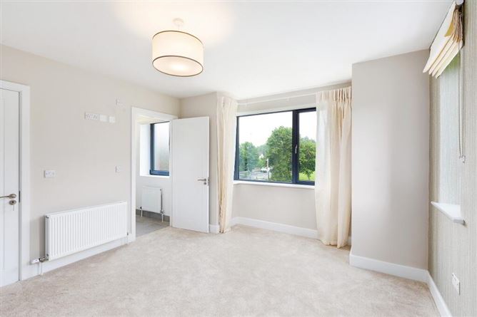 1 Palmville Close, Esker Lane, Lucan, Dublin