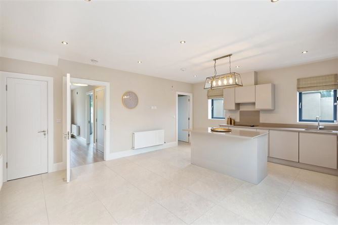1 Palmville Close, Esker Lane, Lucan, Dublin