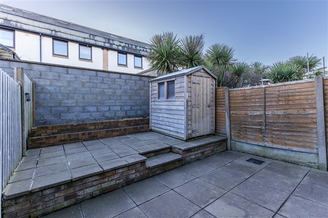 7 Strand Court, Malahide, Dublin