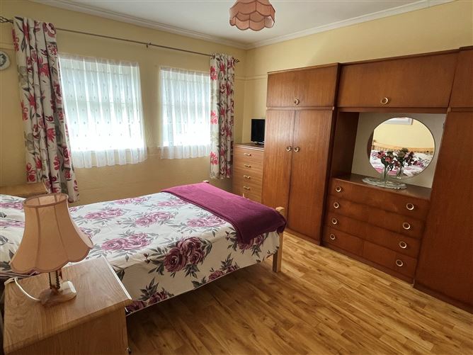 17 Claughaun Avenue, Garryowen, Limerick