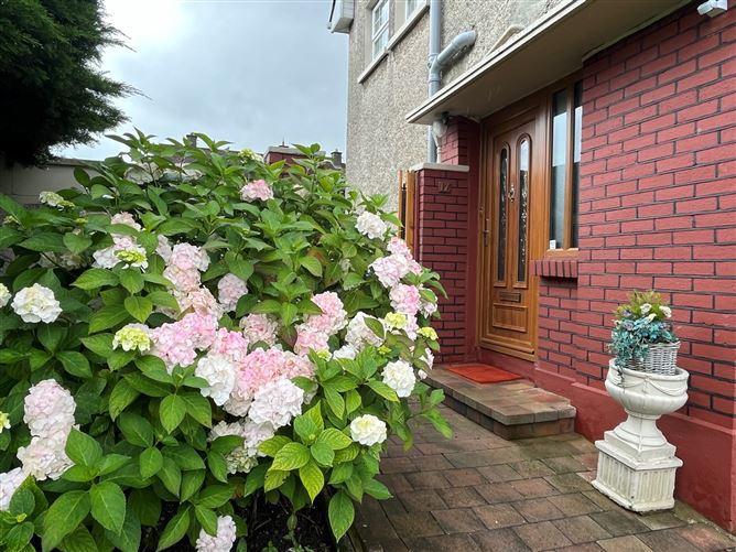 17 Claughaun Avenue, Garryowen, Limerick
