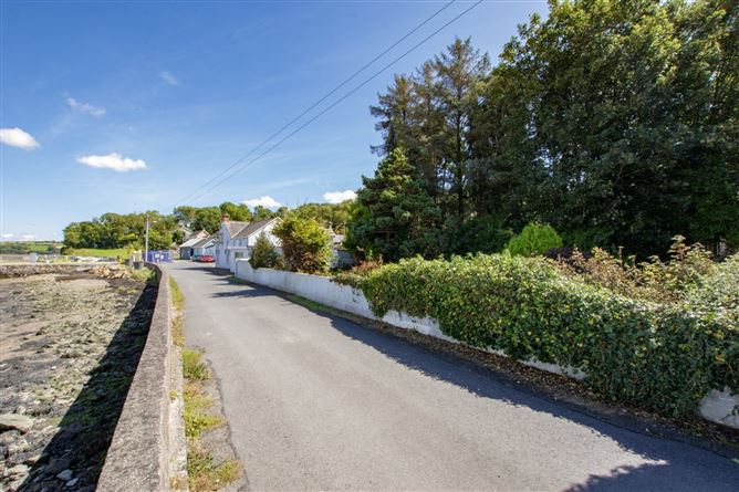 McAlpin's Suir Inn, The Village, Cheekpoint, Waterford, Co. Waterford