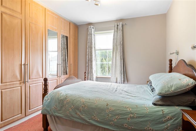 16 Waterside Crescent, Portmarnock,   County Dublin