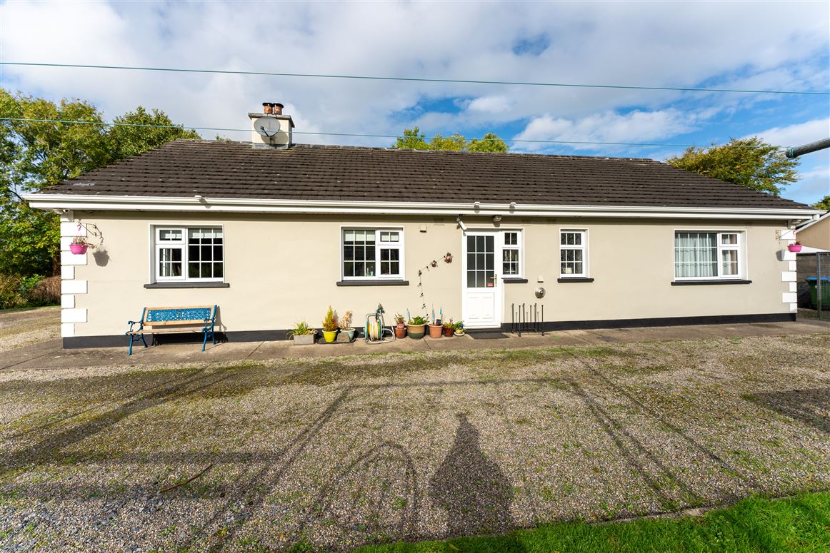 ‘Glenwood House’ Belvoir, Sixmilebridge, Clare