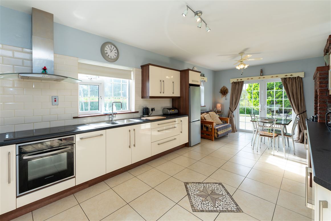 ‘Glenwood House’ Belvoir, Sixmilebridge, Clare