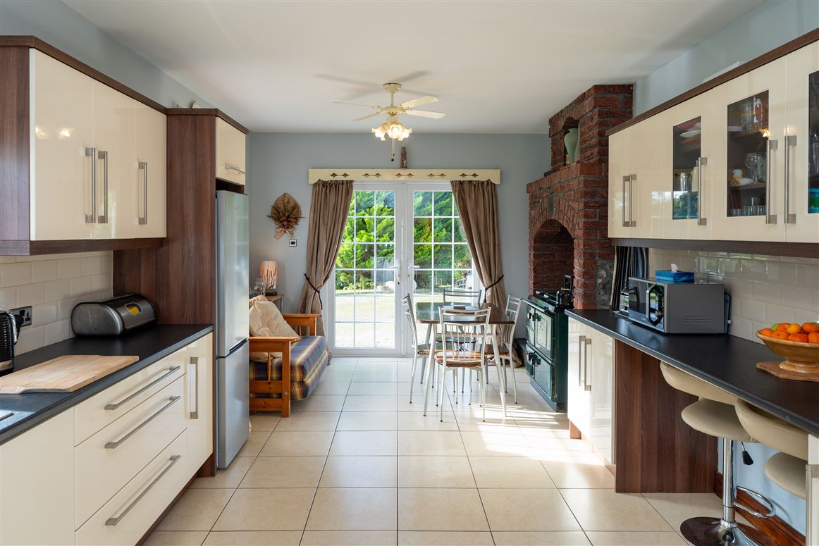 ‘Glenwood House’ Belvoir, Sixmilebridge, Clare