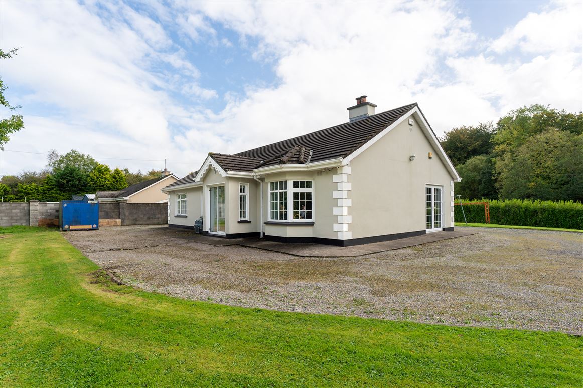 ‘Glenwood House’ Belvoir, Sixmilebridge, Clare