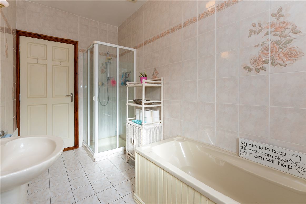 ‘Glenwood House’ Belvoir, Sixmilebridge, Clare