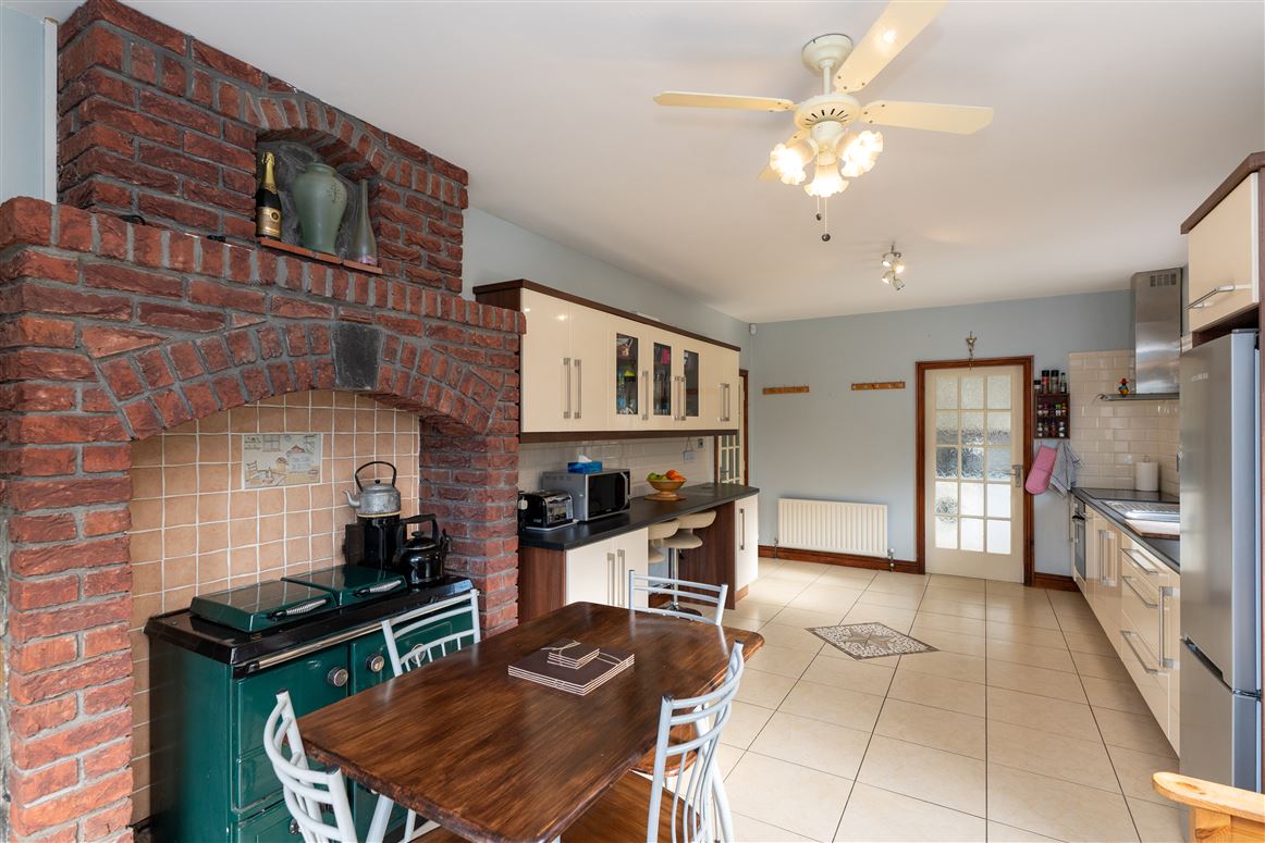 ‘Glenwood House’ Belvoir, Sixmilebridge, Clare