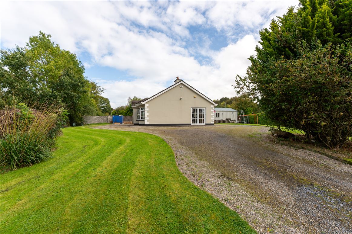 ‘Glenwood House’ Belvoir, Sixmilebridge, Clare