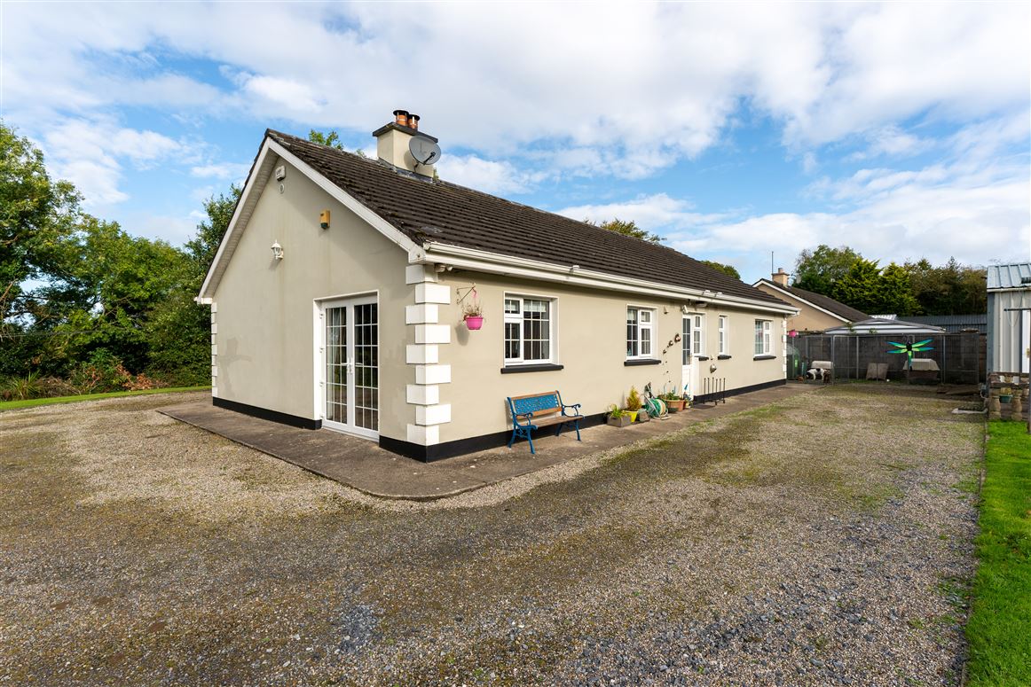‘Glenwood House’ Belvoir, Sixmilebridge, Clare