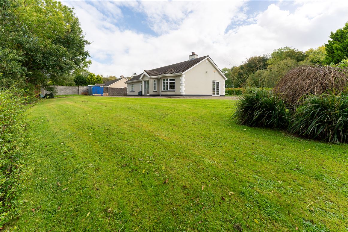 ‘Glenwood House’ Belvoir, Sixmilebridge, Clare