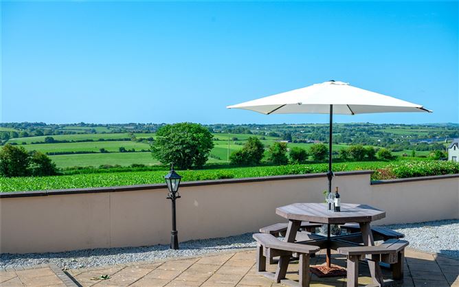 Lisnacrilla House, Belgooly, Kinsale, Co. Cork