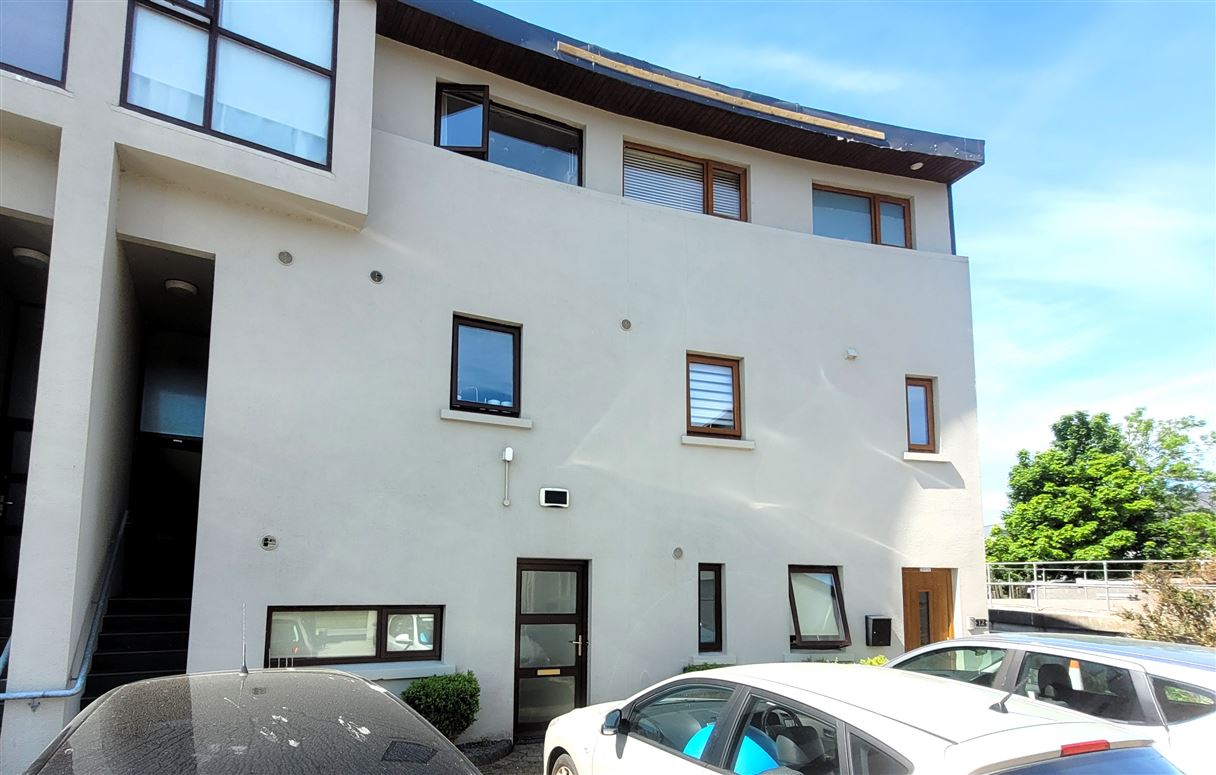 No. 13 Riverside, Louisburgh, Mayo