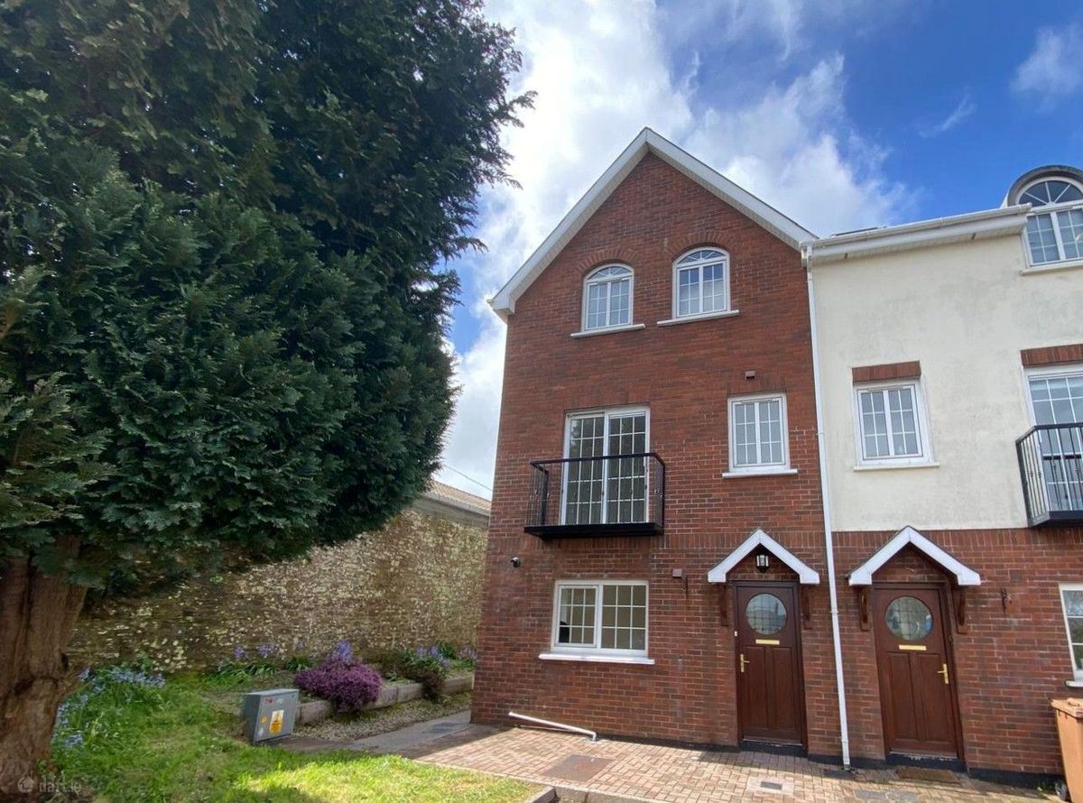 1 Chatsworth, Donnybrook Hill, Douglas, Cork