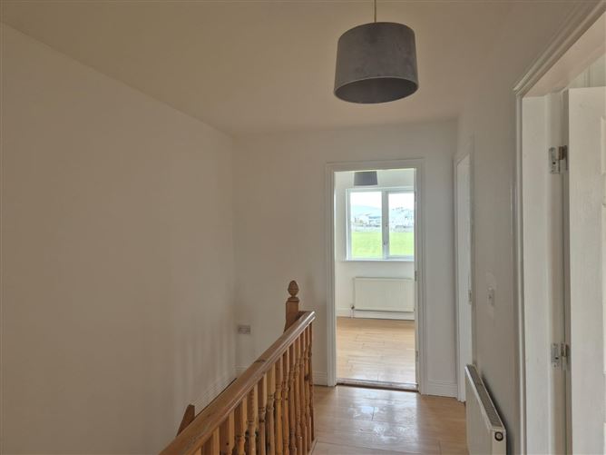 Photo 11 of 18 — 15 Daar River View, Newcastle West, Co. Limerick